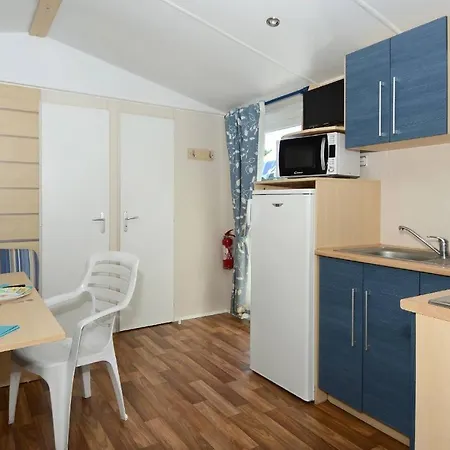 Resort Cap D'agde La Pinede Mh 6/8 Pers.